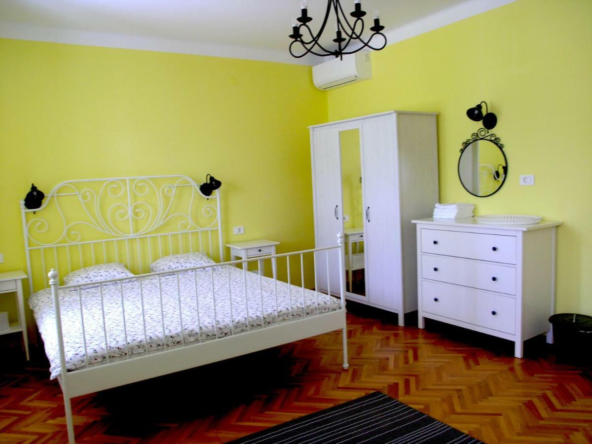 Lija Center Rab Town